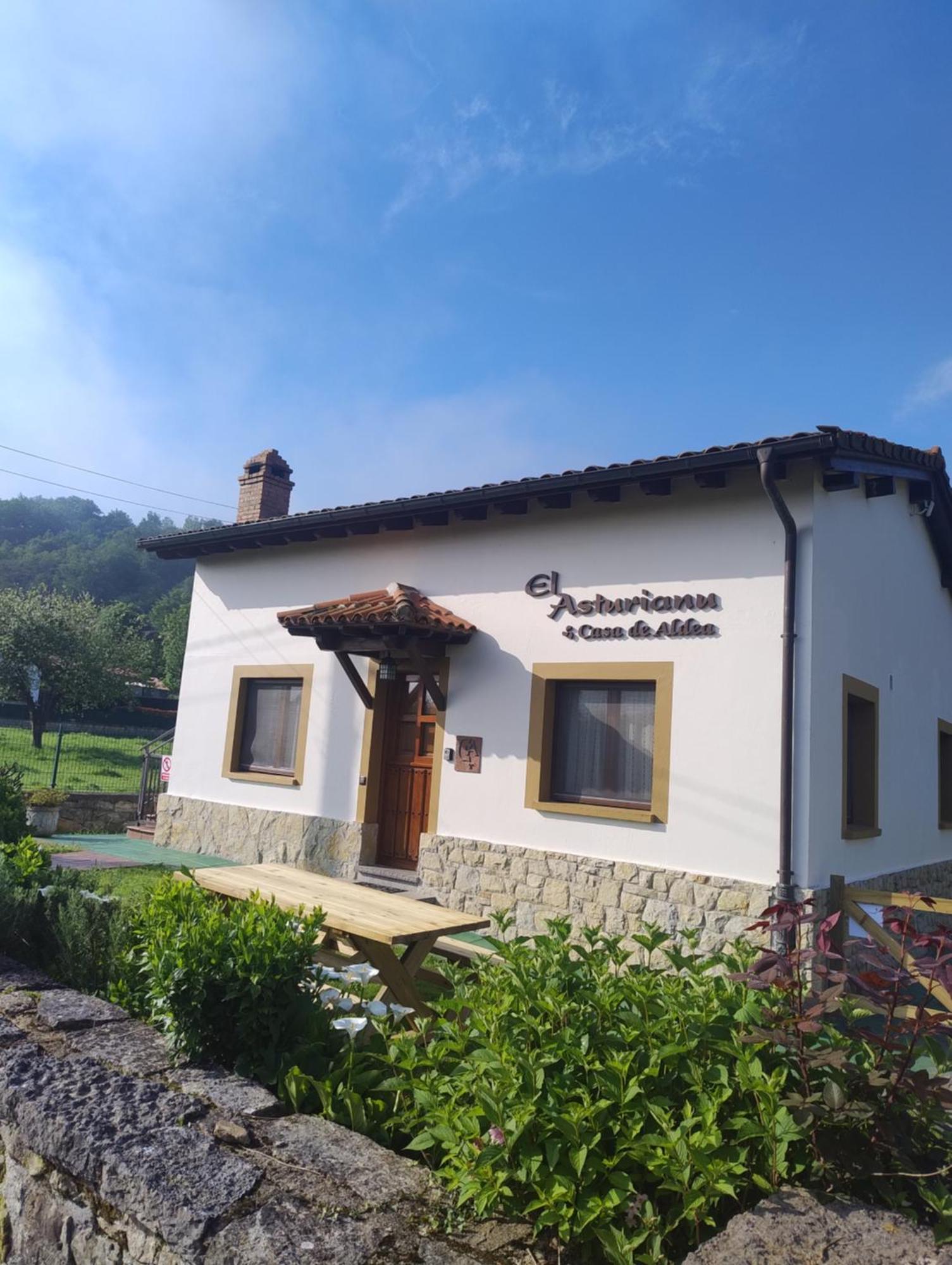El Asturianu Villa Onís Exterior foto